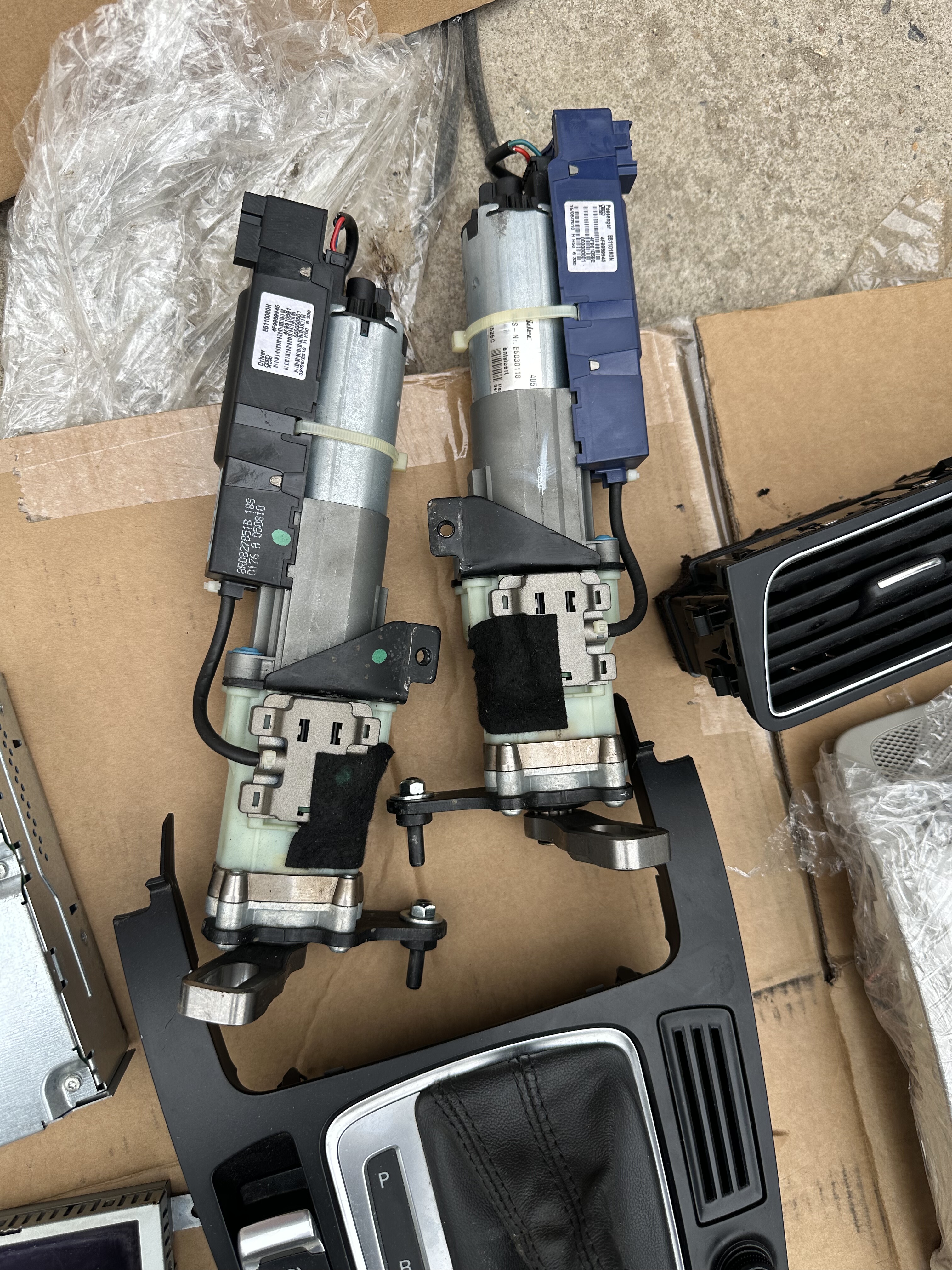 适用于奥迪Q3Q5Q7Q8尾门电机尾门马达后备箱盖电动撑杆后尾门马达