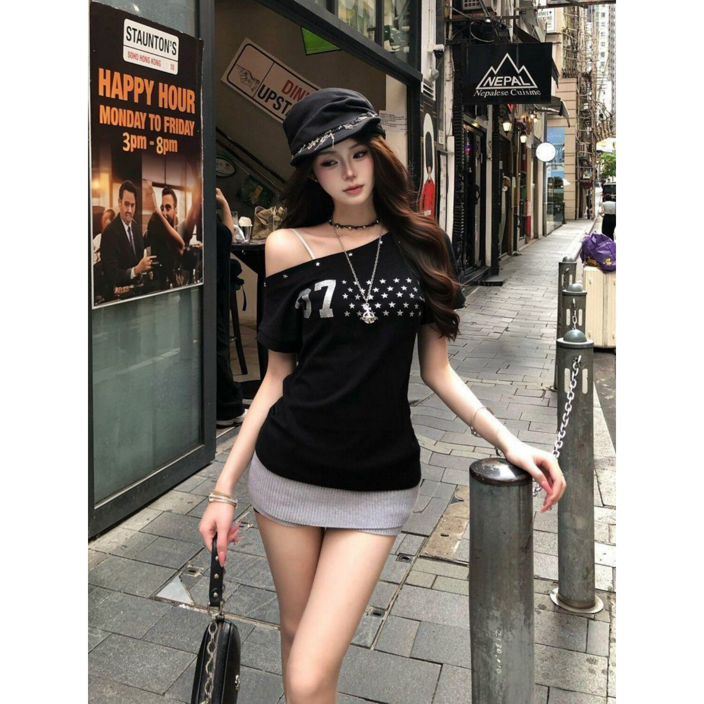 韩系短袖t恤女夏季修身显瘦甜辣妹上衣星星印花铆钉斜肩型打底衫