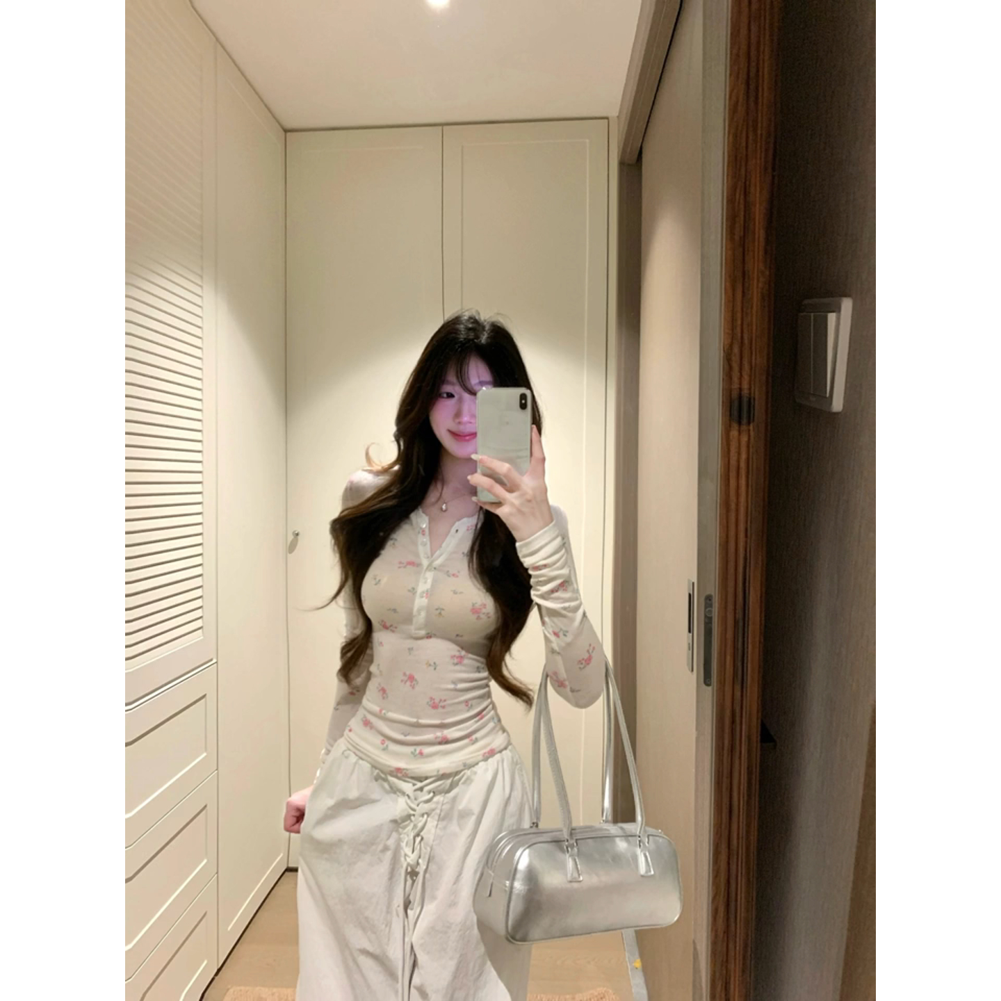 温柔亨利衫内搭小碎花上衣修身收腰显瘦长袖T恤女春秋内搭打底衫