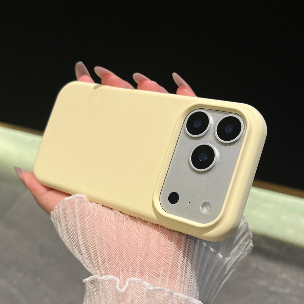 简约款适用苹果17promax手机壳新款液态硅胶苹果16promax保护壳全包拍照按键15pm外壳14pro耐脏抗发黄