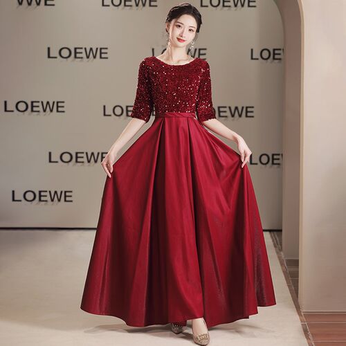 大合唱团演出服女酒红歌晚礼服长裙礼仪走秀主持人舞台表演服装