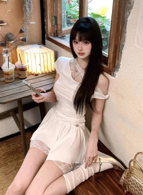 纯欲风白色拼接蕾丝连衣裙女夏季新款斜肩设计感小个子不规则短裙