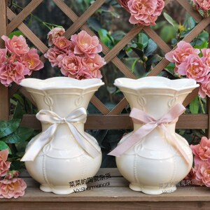 菜菜的陶瓷杂货 奶油色q浮雕胖婚礼花瓶 送插板跟丝带 少女心花瓶