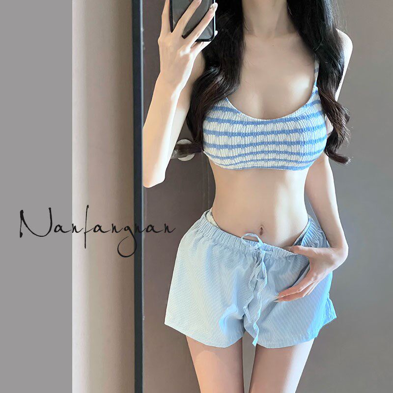 2025c分体泳衣女带罩衫比基尼蓝色夏季新款小胸聚拢海边度假泳装
