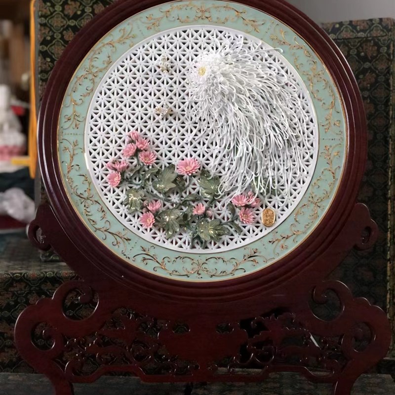 潮州通花雕空陶瓷挂盘摆件纯手工制作爱心桃盘礼品客厅装饰工艺品