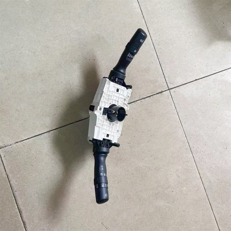3774-00196 大灯转向雨刮组合开关适用于大巴客车公交车灯光开关