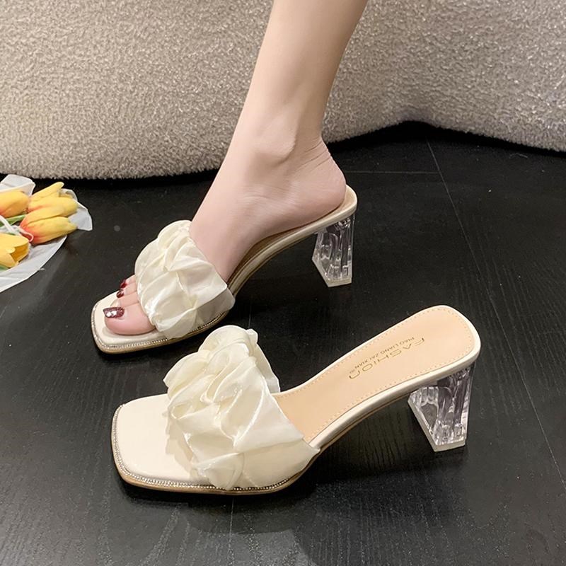 法式高跟凉鞋女外穿夏季20u25新款绸缎粗跟软底一字水晶透明凉拖