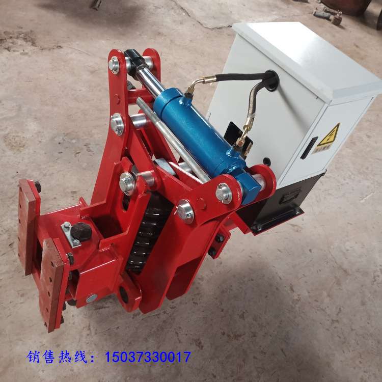 龙门吊电动液压夹轨器安装图片 起重机弹簧液压夹轨器厂家