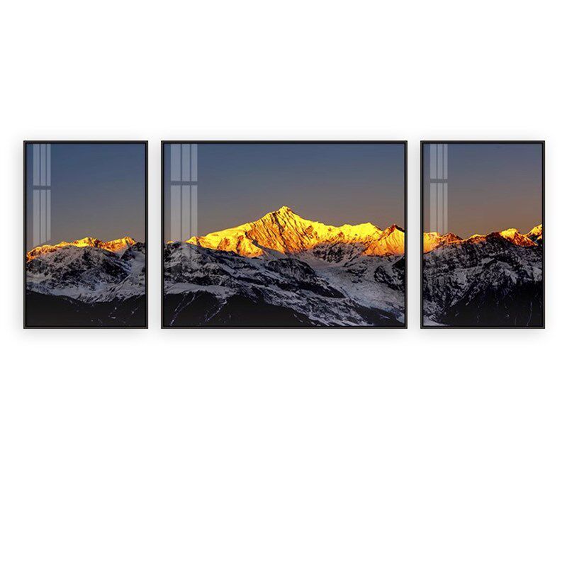 客厅装饰画珠峰梅里贡嘎雪山沙发背景墙挂画三联日照金山风景壁画