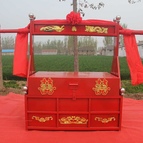 嫁妆礼盒提盒镀锌钢管材质婚庆道具婚礼古典花轿队中式迎亲礼品盒