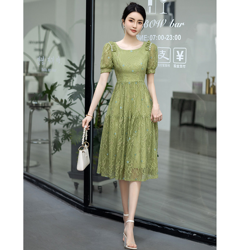 绿色蕾丝晚礼服女2024新款夏轻奢小众连衣裙平时可穿高级感主持人