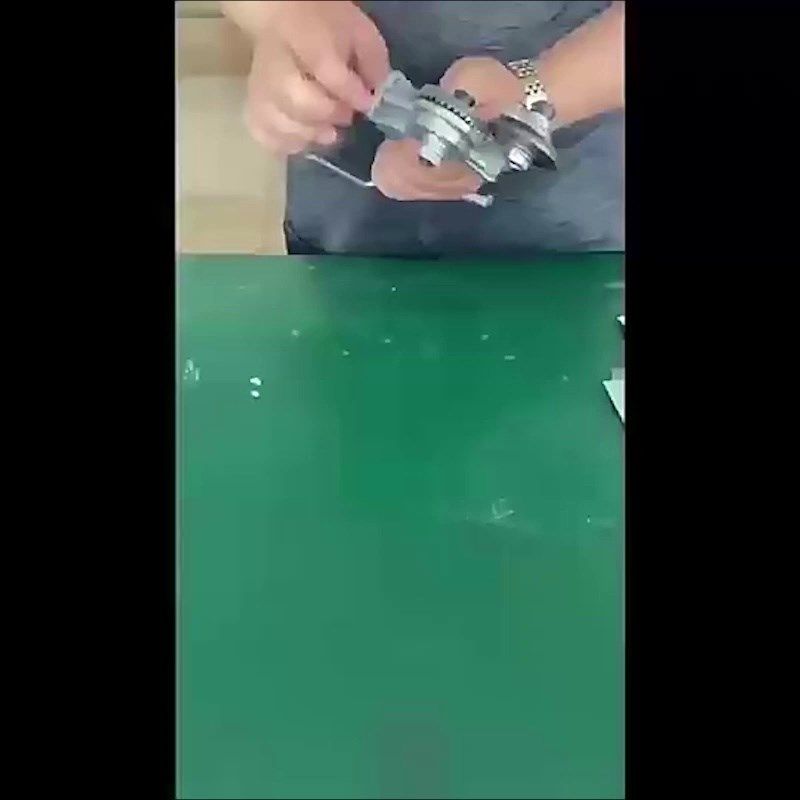 金属板切割器铁皮剪刀转换头改装剪板器电钻剪板器转接电转剪板器