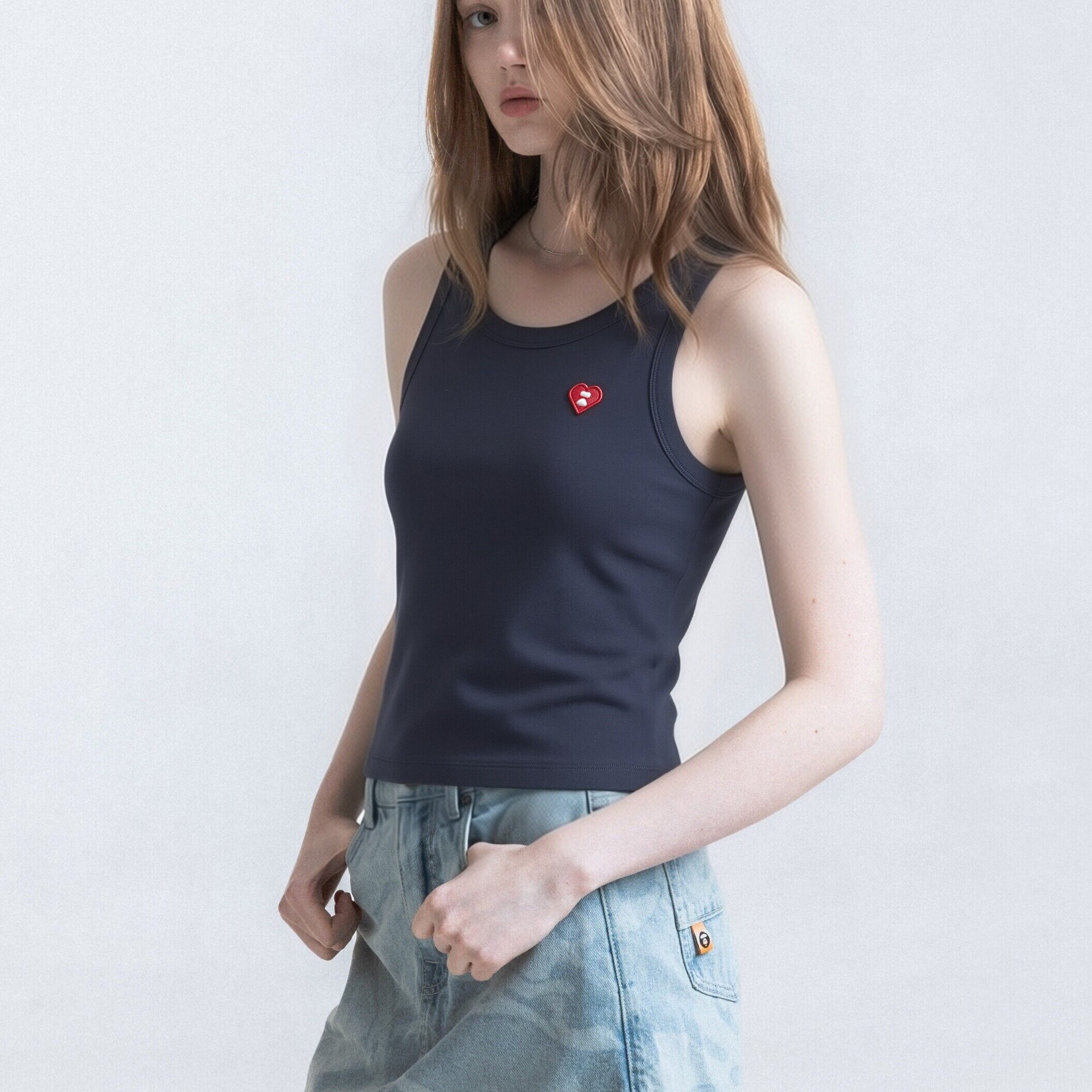 BAPE SS26 APEE by A BATHING APE无袖背心女甜辣风简约百搭修身 - 实物图