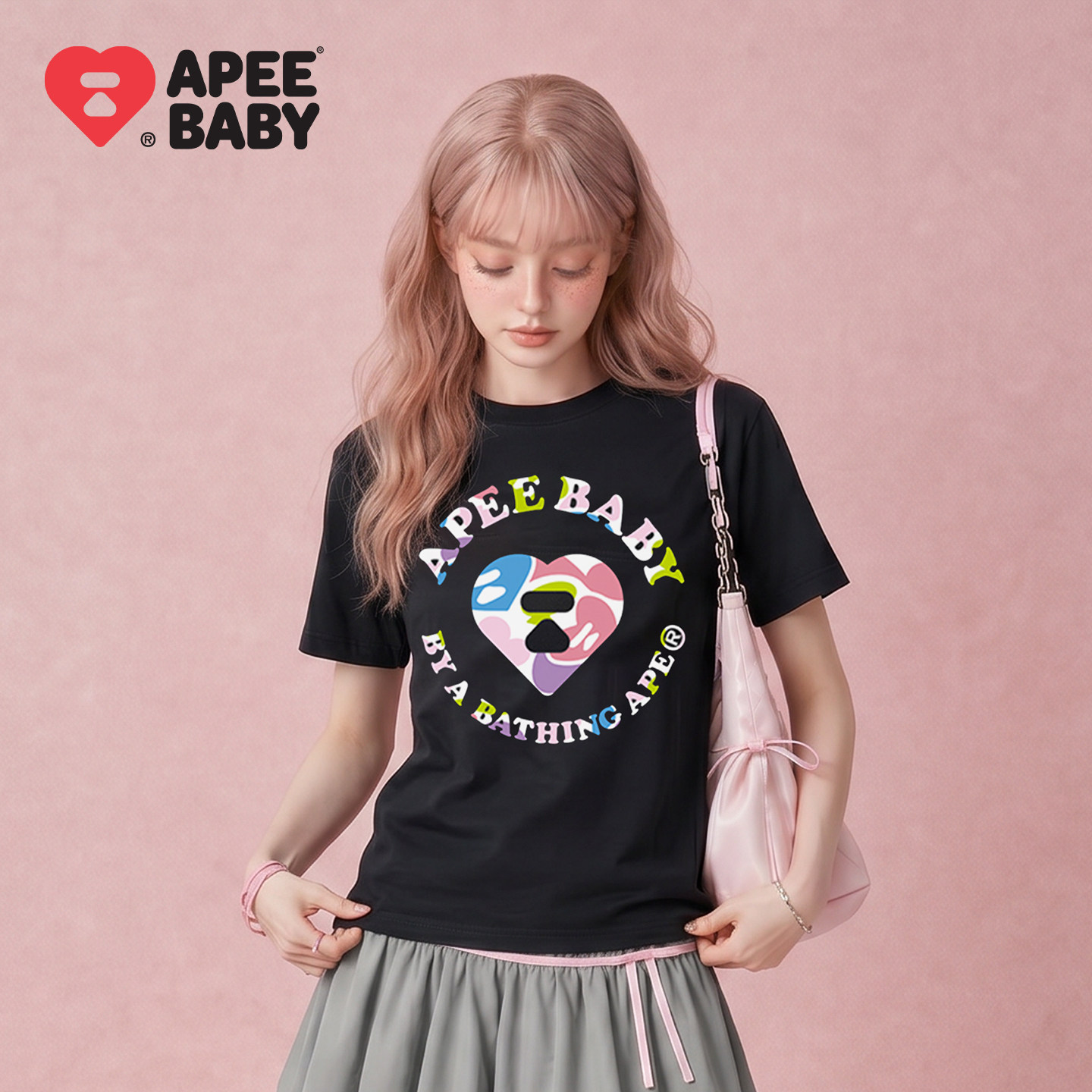 APEE2026夏季新款黑色短袖T恤女图片