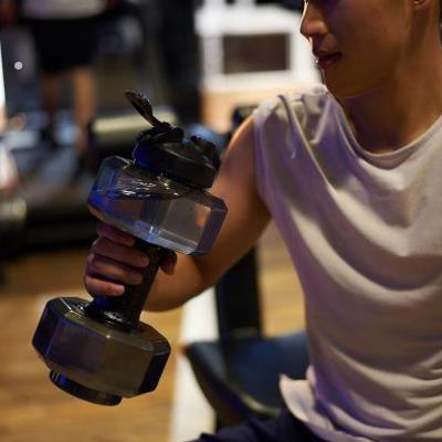 哑铃健身注水哑铃可调节装水哑铃运动健身哑铃大容量充水哑铃便携