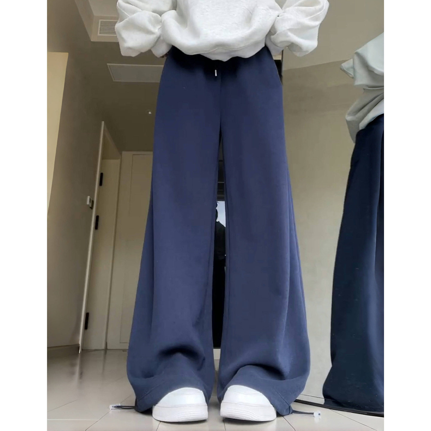 藏青色运动裤女秋冬加绒2025新款小个子高腰休闲阔腿显瘦束脚卫裤