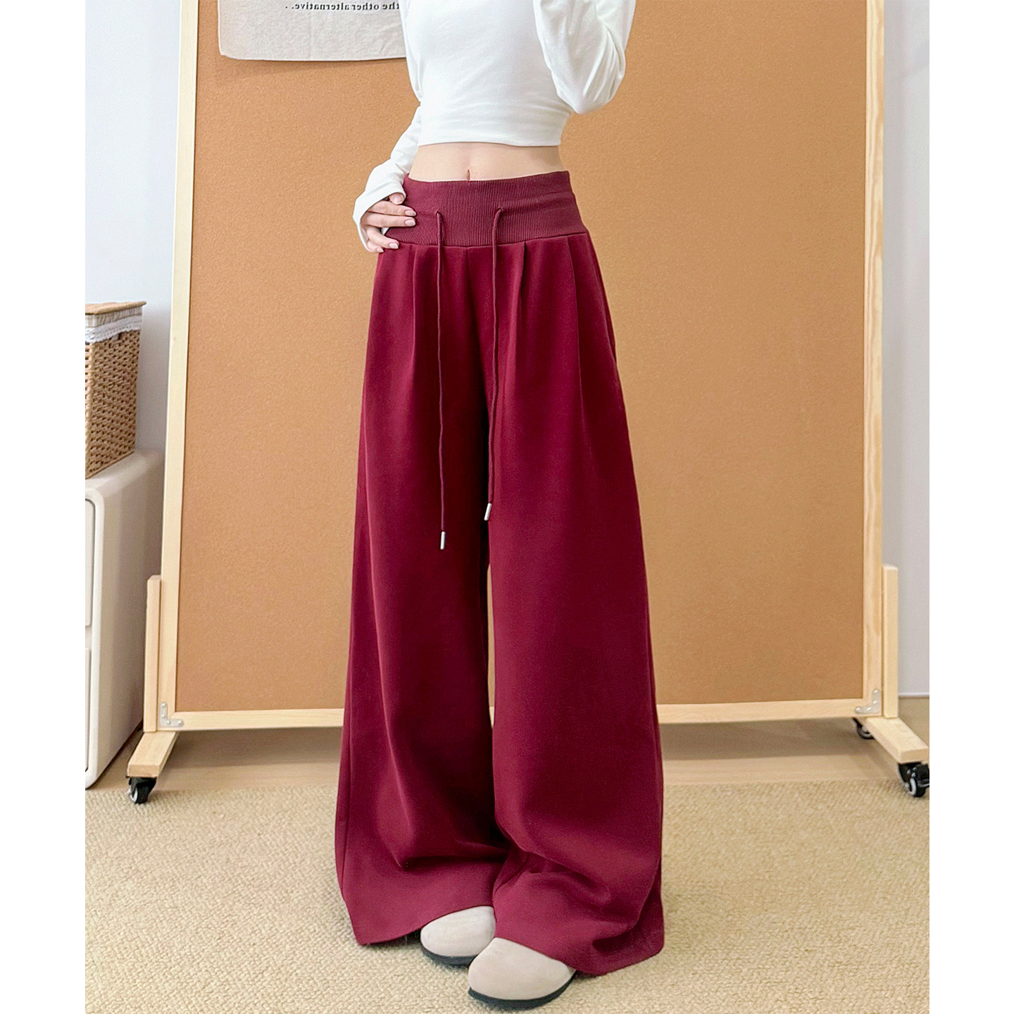 红色高腰阔腿裤女春秋2026新款宽松垂感显瘦慵懒风瑜伽休闲运动裤