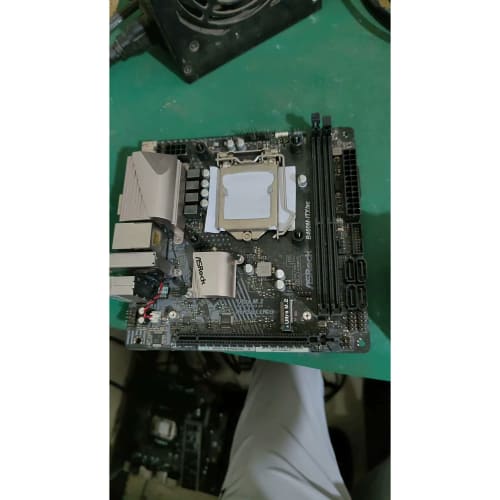议价华擎b460m-itx/ac主板，主板通电，无挡板，下来图片
