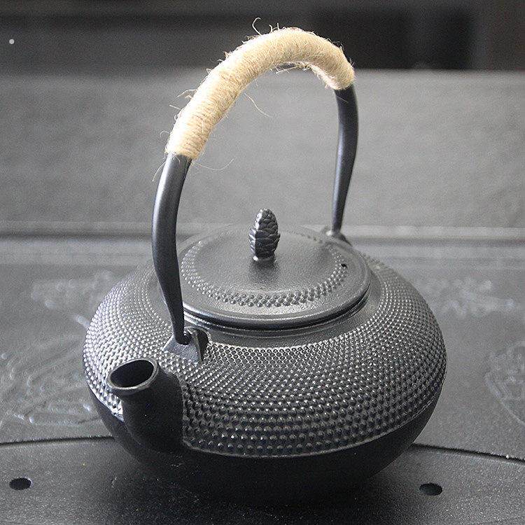 铁壶煮茶壶铸铁壶大容量小丁黑带滤网可煮茶生铁壶烧水壶铁器加厚