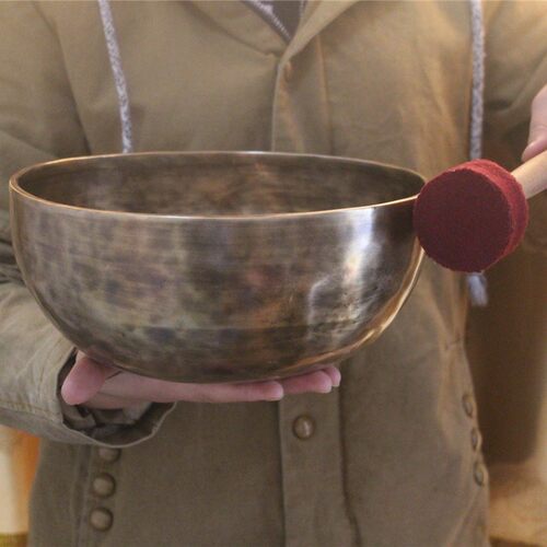 颂钵om音尼泊尔手工纯铜音疗钵孟铜磬发音钵碗瑜伽静心钵24cm摆件