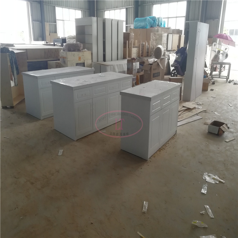 欧式烤漆面包店货架中岛柜烘焙工作台蛋糕房操作台带人造石台面