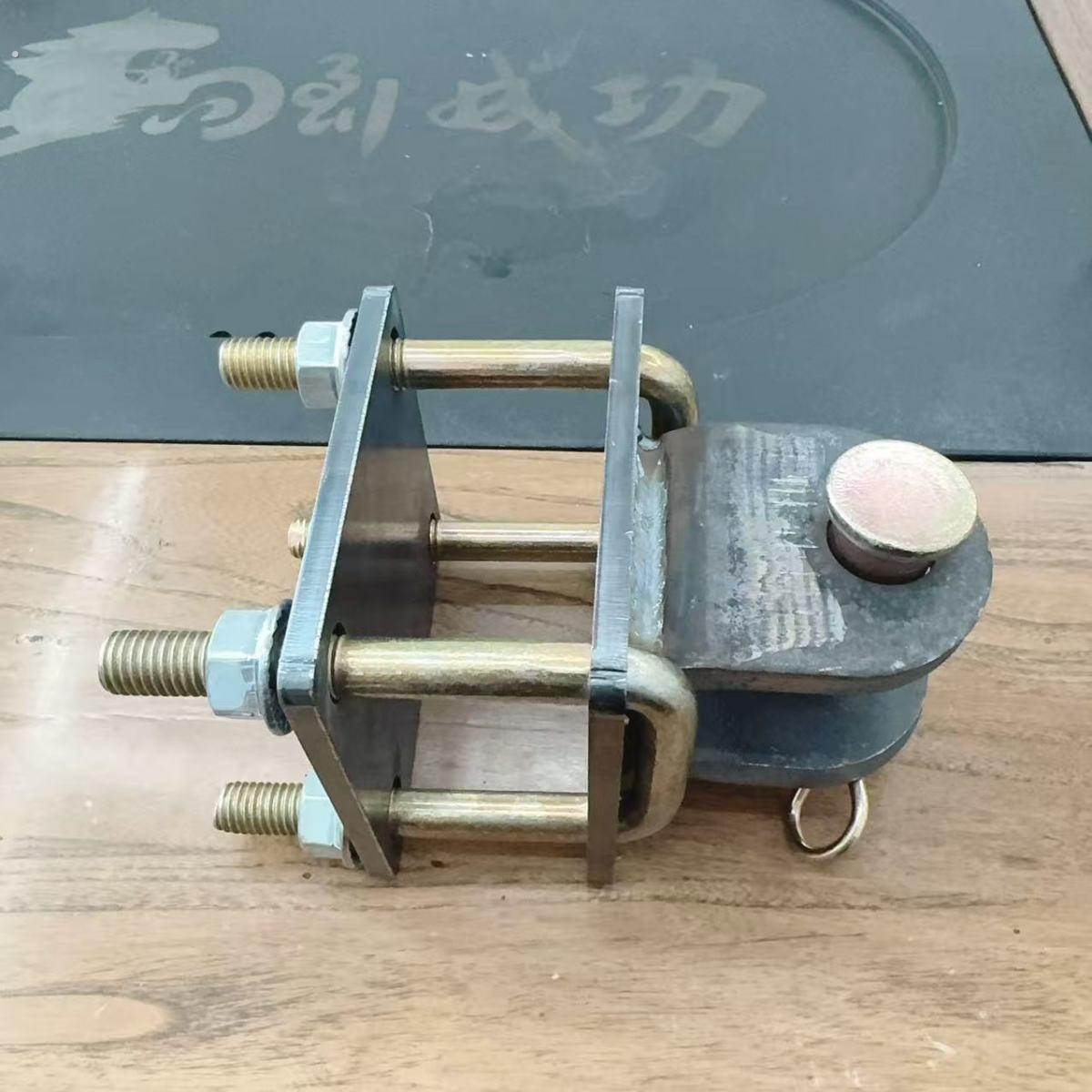 电三轮尾部牵引钩摩托三轮拉车钩拽车器新款拖车钩子无损安装