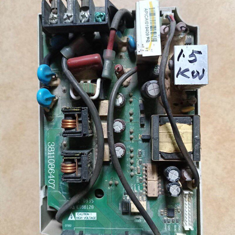 台达变频器VFD015M43B模块电源板