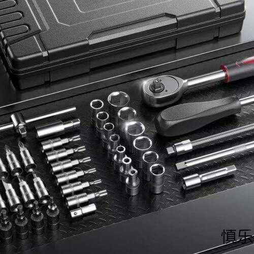 甄选汽修家用工具箱多功能扳手套筒套装套管棘轮板手修车五金工具