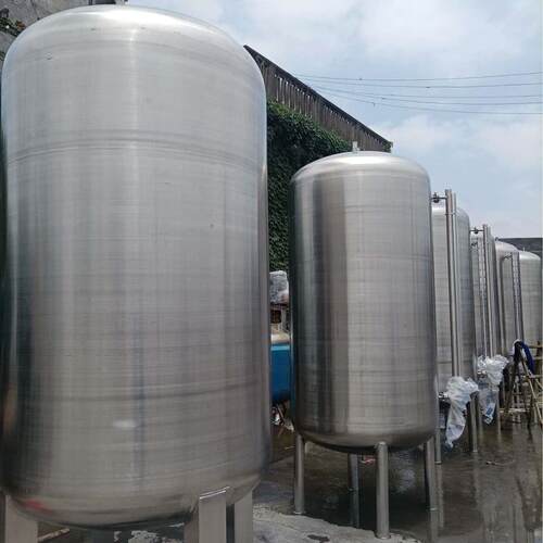 不锈钢储罐 不锈钢油罐 酒精罐 储水罐 立式储罐 卧式储罐 配料罐