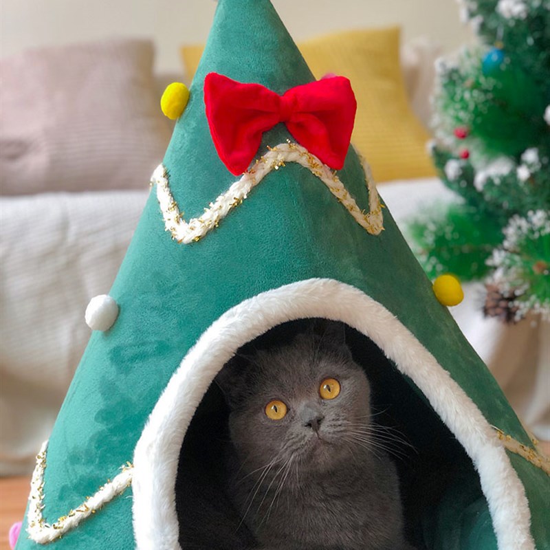 圣诞树猫窝宠物狗窝新年节日冬季保暖半封闭猫屋深度睡眠窝床加厚