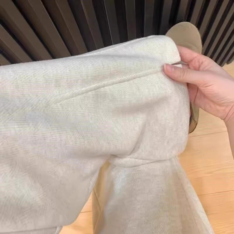 杏白色毛呢直筒休闲裤女春秋大码胖mm加绒宽松显瘦梨形身材阔腿裤