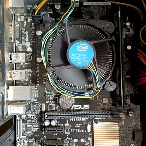 议价h110+120g固态+ddr4 4gb+g4400cpu带