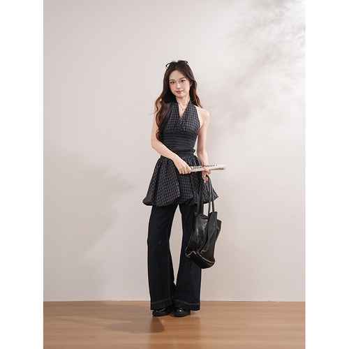 Forever 21甜辣ins格纹收腰花苞连衣裙女纯欲黑色V领挂脖吊带短裙