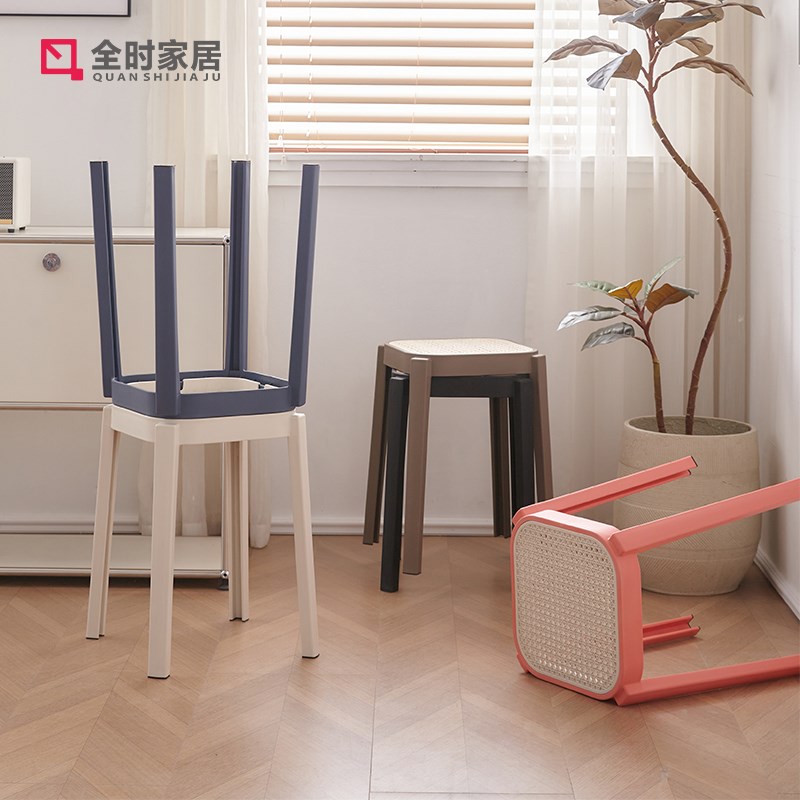 塑料凳子加厚方凳可叠放成人餐桌凳简约胶凳餐厅备用登子家用高凳