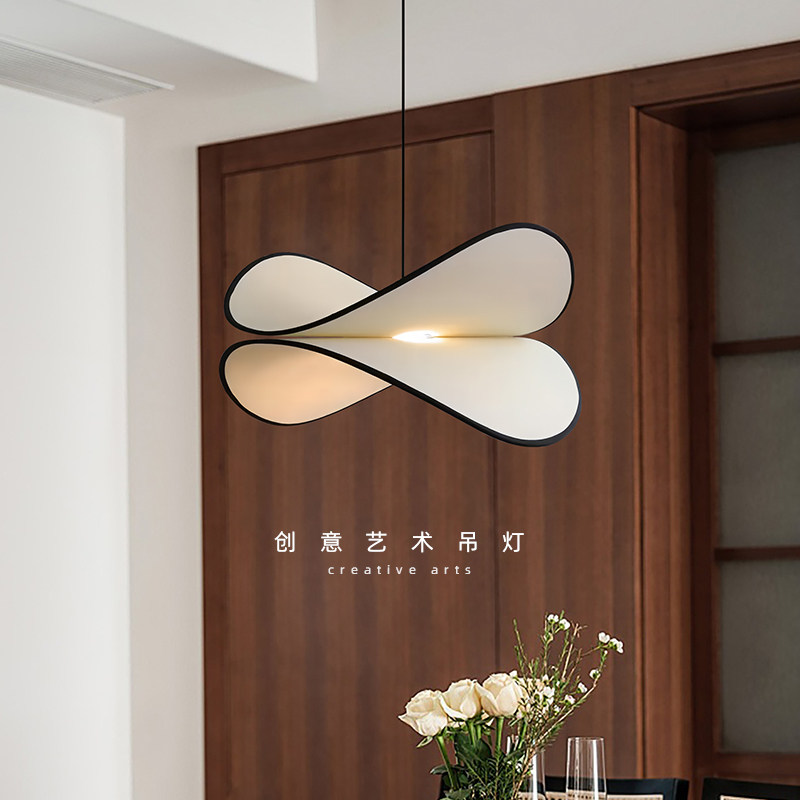 日式侘寂风餐厅灯创意个性网红轻法式卧室薯片吊灯客厅南洋复古灯