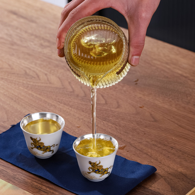 牛气冲天便携式鎏银快客杯一壶三杯旅行茶具套装陶瓷功夫茶具茶杯