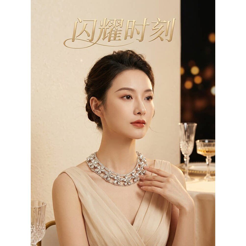 轻奢镂空五瓣花朵水钻气质女人（绑带款）假领子WW196