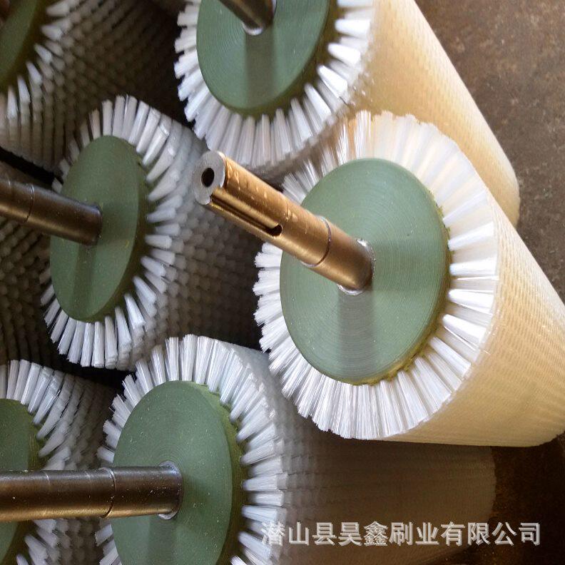 甄选豆皮机刷辊千张机尼龙滚刷干豆腐扒布毛刷辊塑料硬毛刷子厂家