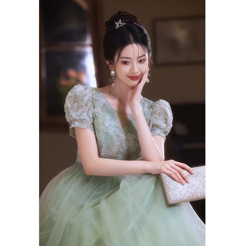 绿色晚礼服裙女宴会轻奢森系仙气绝美毕业艺考主持长裙气质成人礼