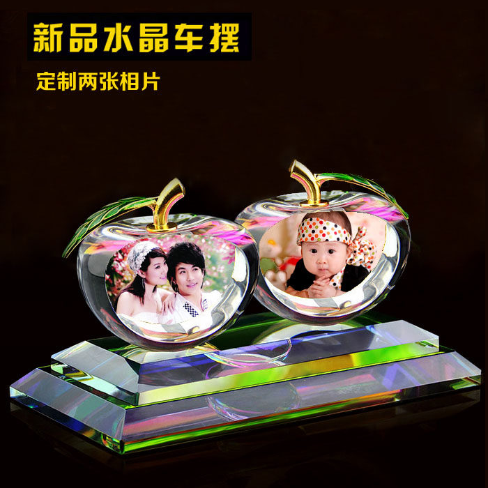 车车摆件照片车载用品高内创意个性车上汽档香水座水晶小车装饰品