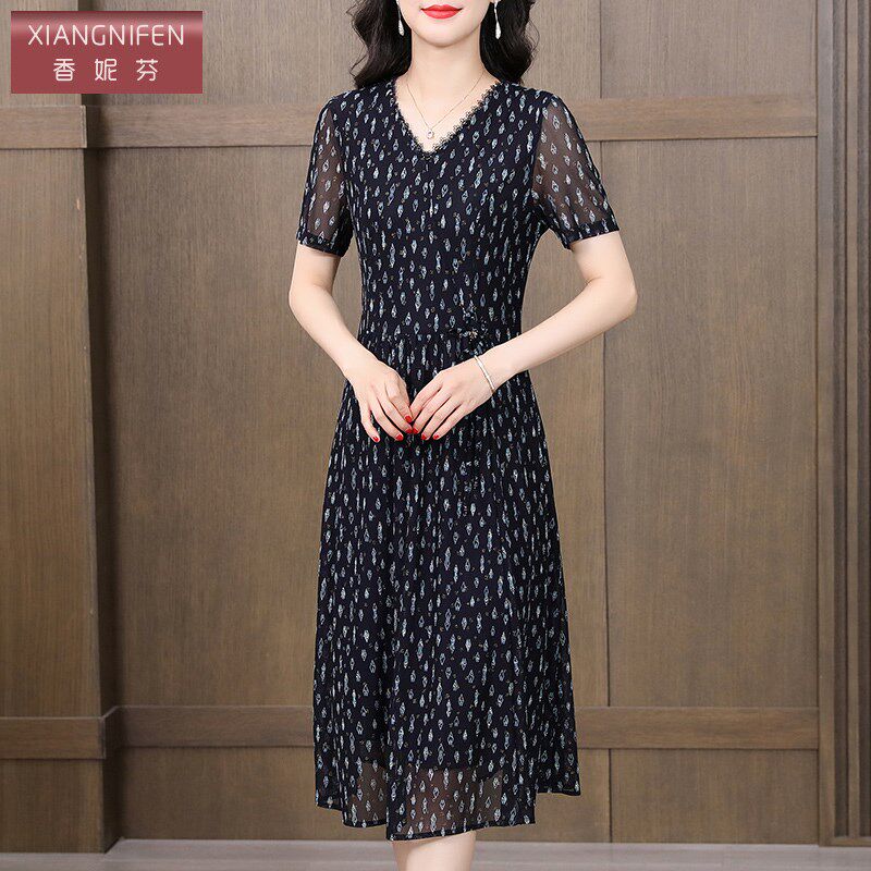 香妮芬夏季轻奢高级感中年妈妈连衣裙2024新款夏装洋气高贵修身裙