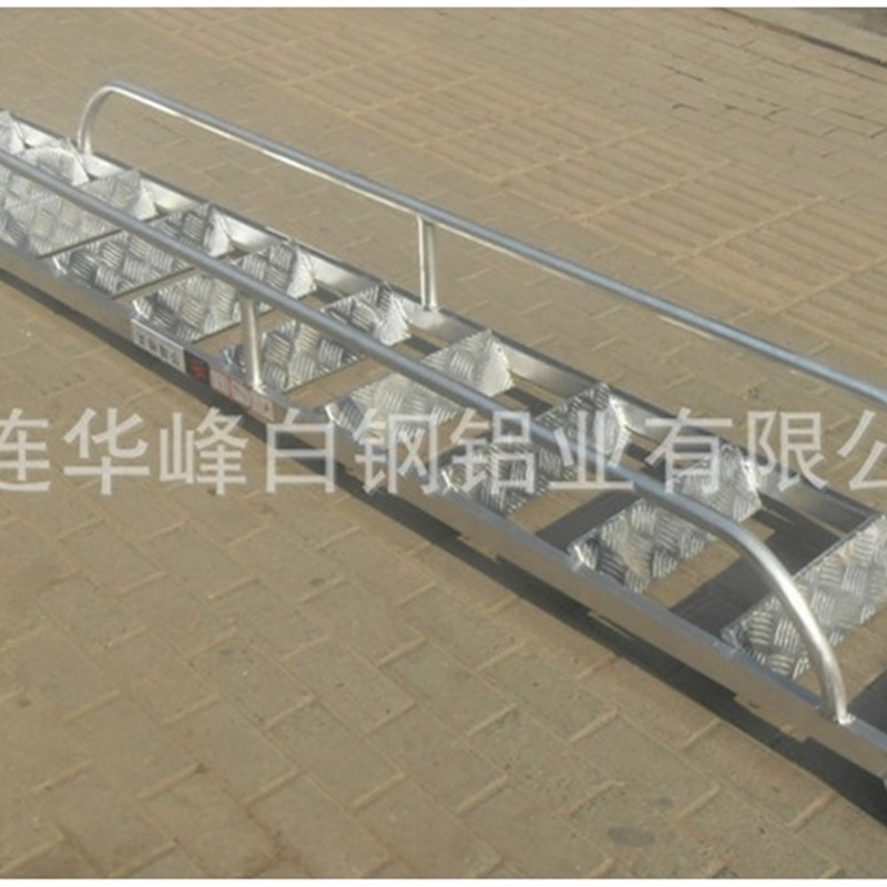 定做铝合金工业设备安全楼梯爬梯挂梯阁楼楼梯消防工程登高楼梯子