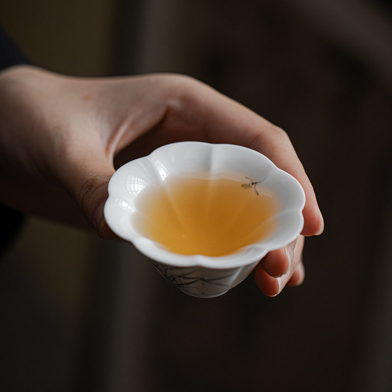 夏禾茶具手工白瓷花口茶杯纯手绘兰花主人杯家用单品茗杯功夫茶具