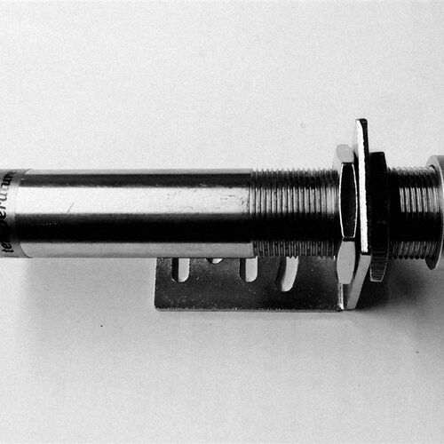 红外线温度传感器    进口IRTP-300L红外线测温传感器