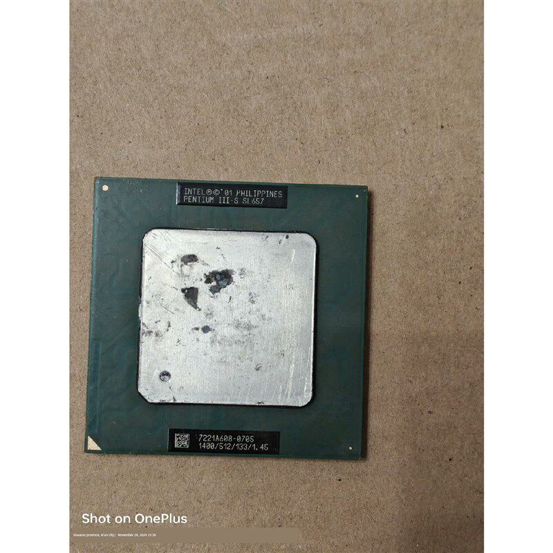 奔腾三1400 图拉丁CPU
