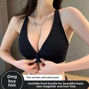 无缝内衣女性与小乳房，托举，纯粹的欲望风格，美丽的背部，前扣