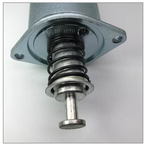适用于斗山大宇DH215/220/225/258-5-7/DB58起动机马达磁吸开关