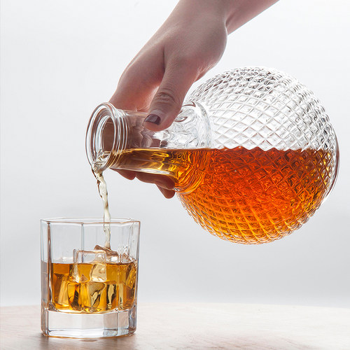 欧式红酒泡酒瓶家用无铅大号加厚创意密封存洋酒玻璃醒酒器过滤器