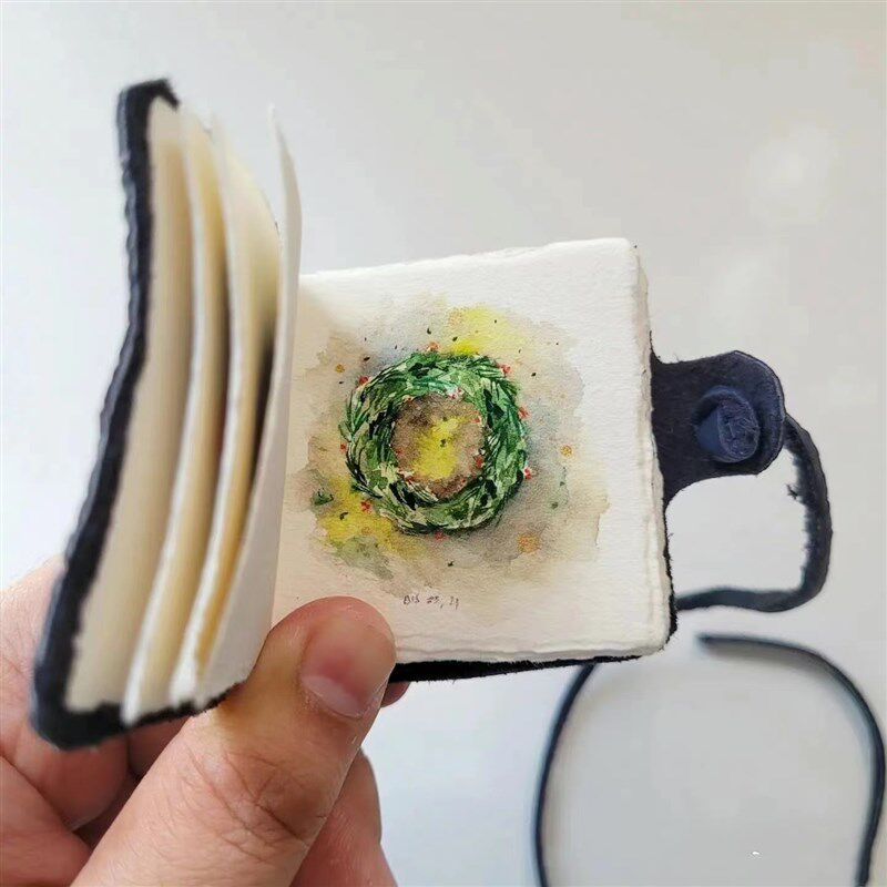方形绑带迷你手工水彩皮本随身小可爱手绘旅行宝虹法比亚诺阿诗