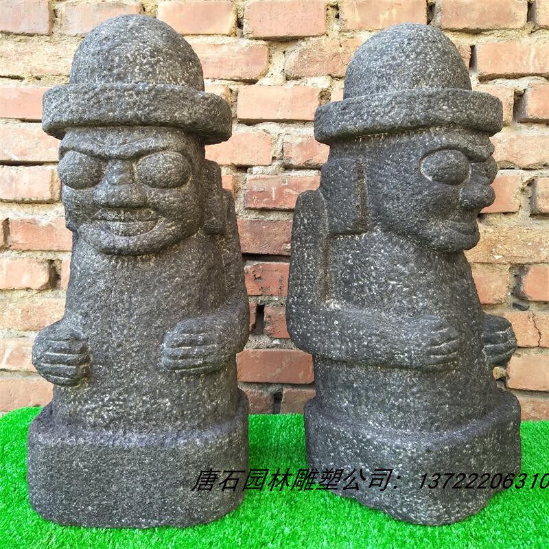 济州岛石头爷爷公园景区天然石雕摆件韩式烧烤石像工艺品